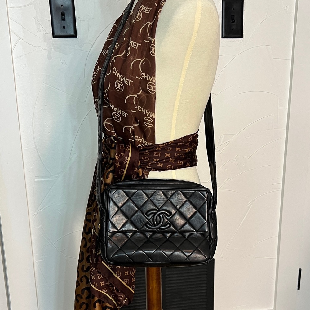 Chanel Black Quilted Crossbody/Shoulder Bag